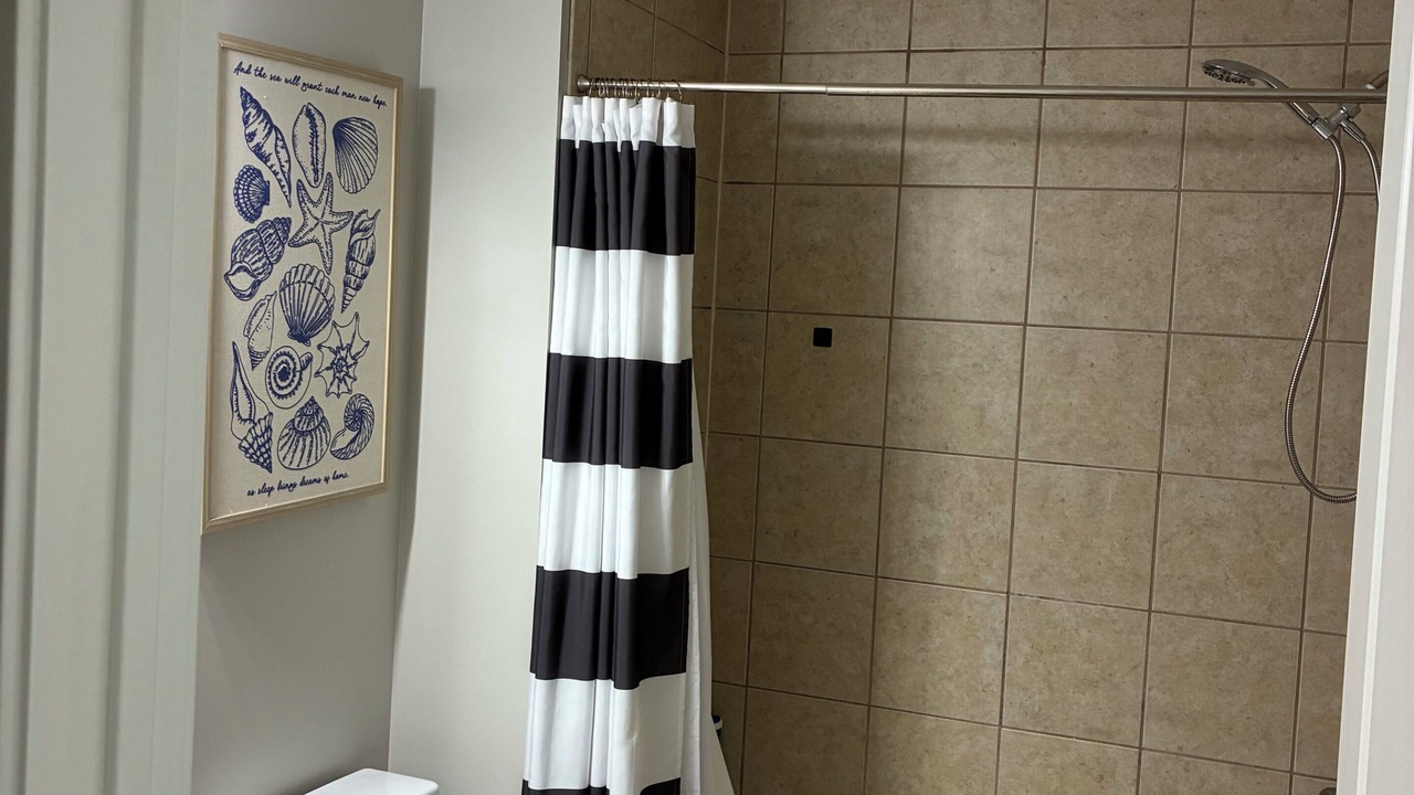 Photo of Bathroom in Douglas