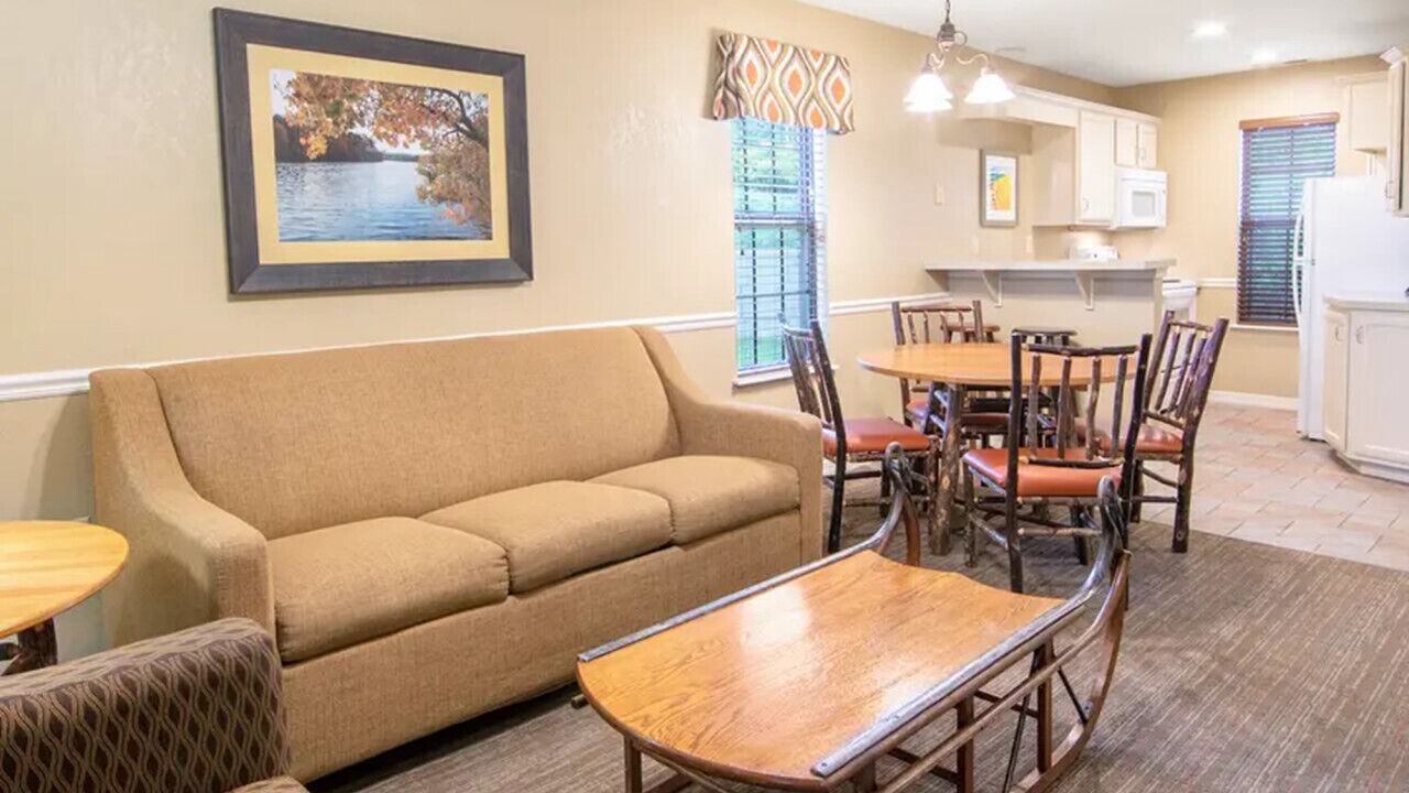 Photo of Livingroom in Sheridan