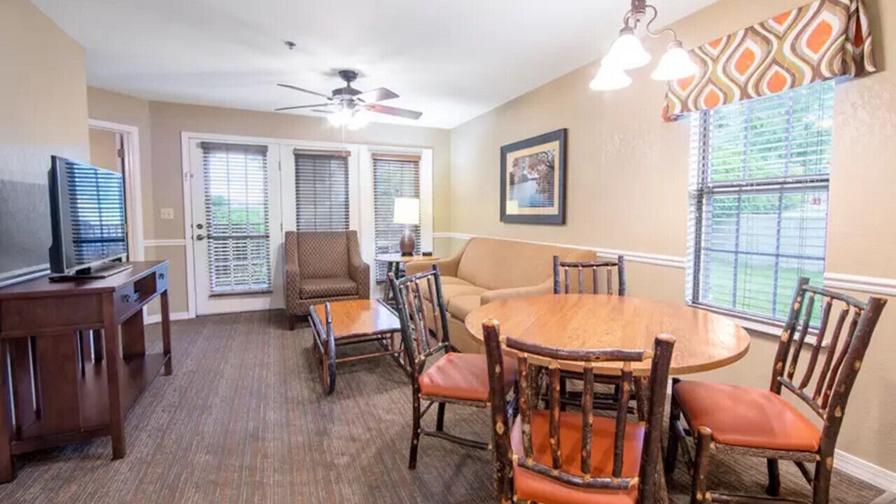 Photo of Livingroom in Sheridan