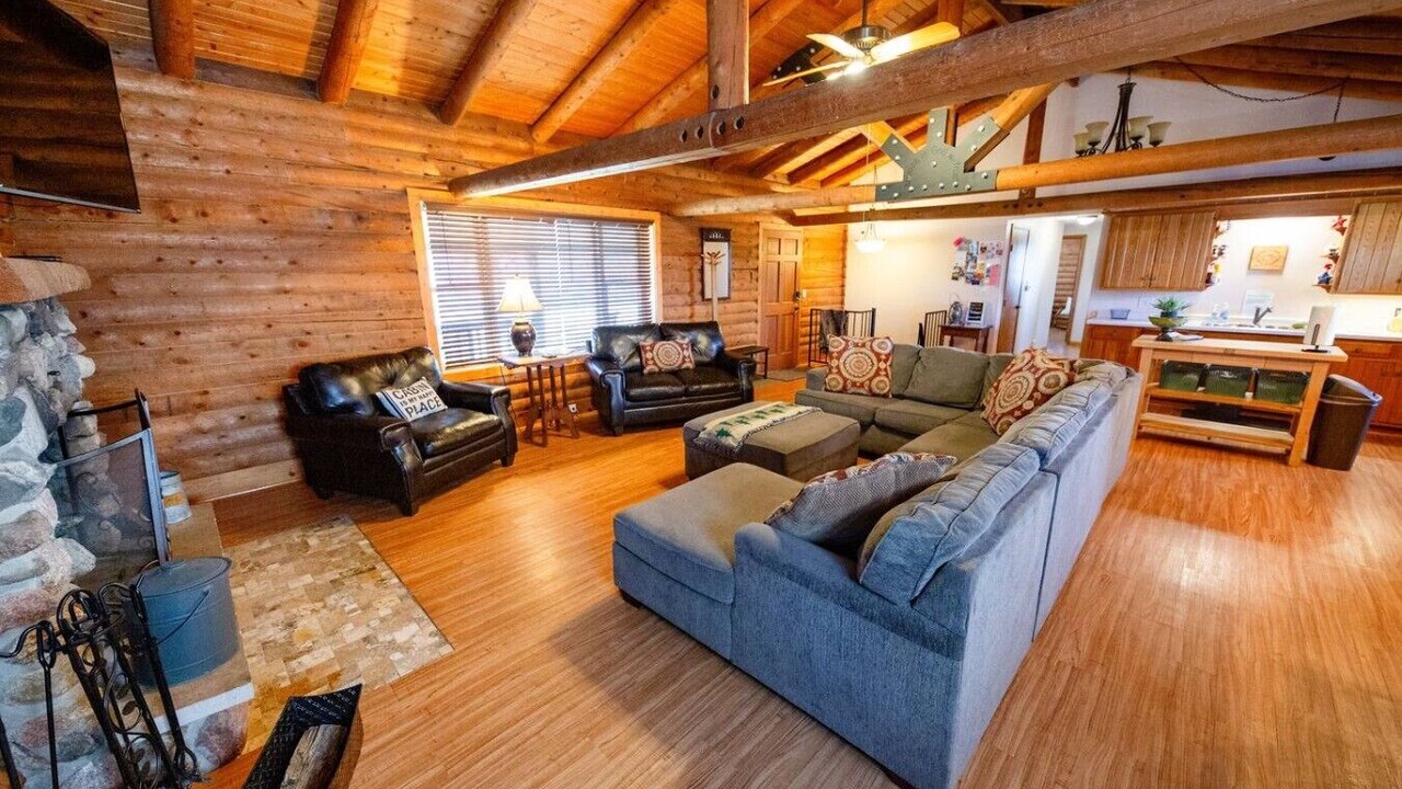 Photo of Livingroom in Lake Geneva