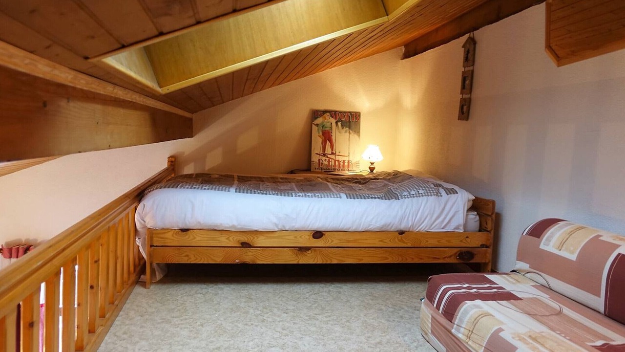 Photo of Bedroom in Areches
