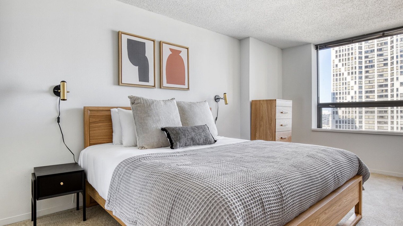 Photo of Bedroom in Streeterville