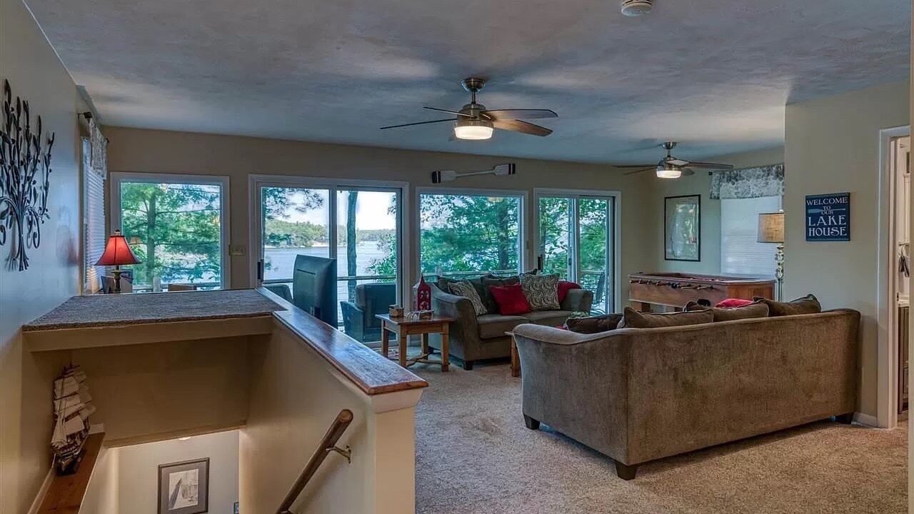 Photo of Livingroom in Mayfield