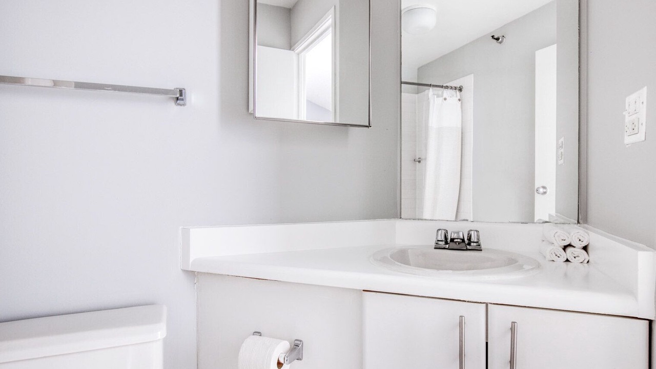 Photo of Bathroom in Streeterville