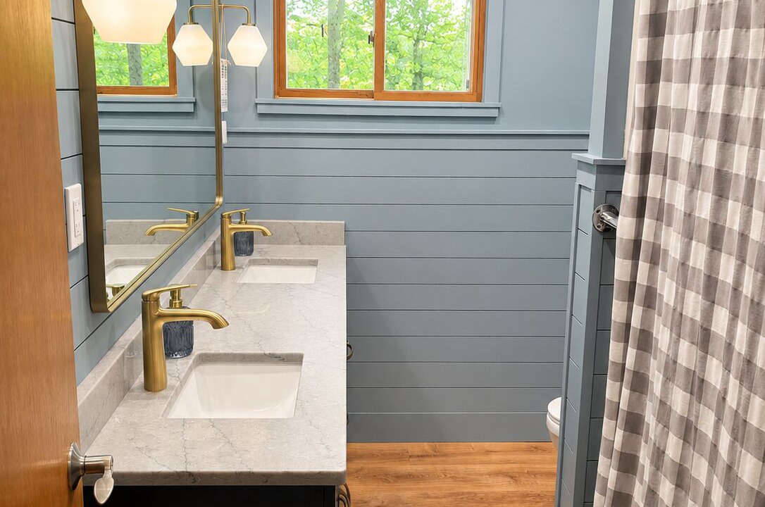 Photo of Bathroom in Cheboygan