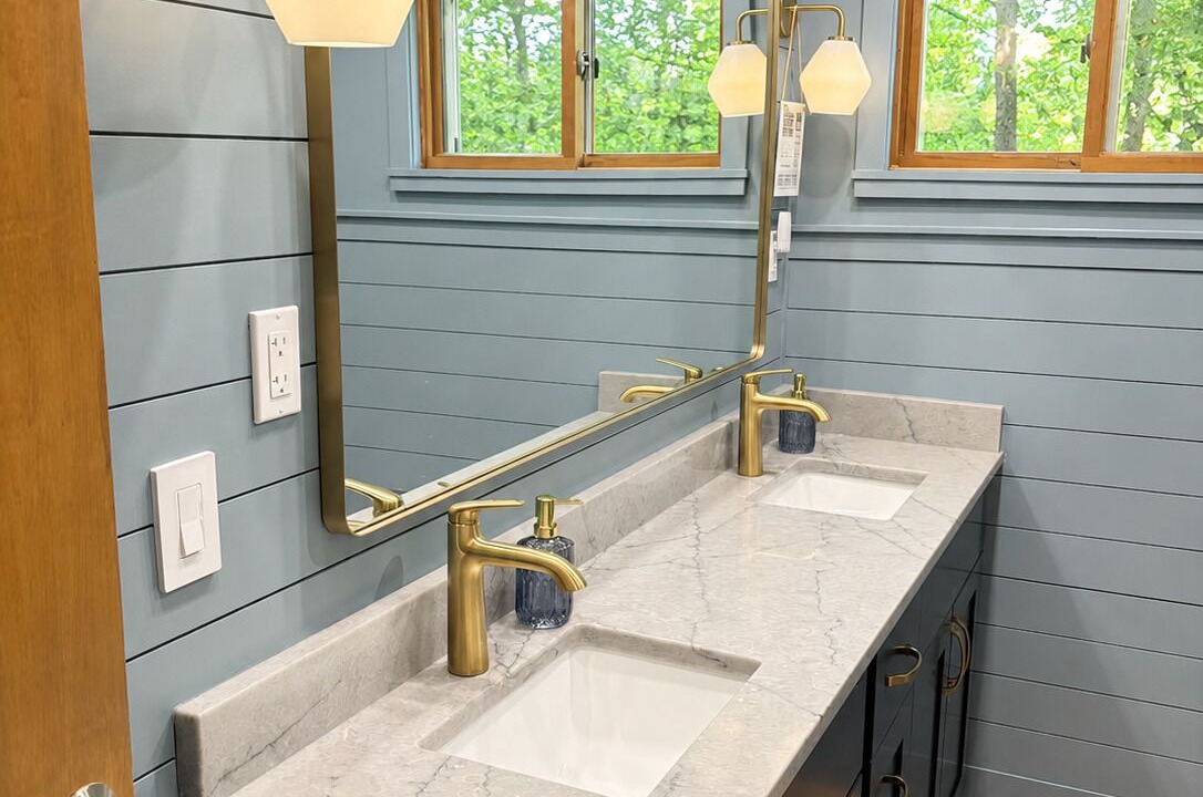 Photo of Bathroom in Cheboygan