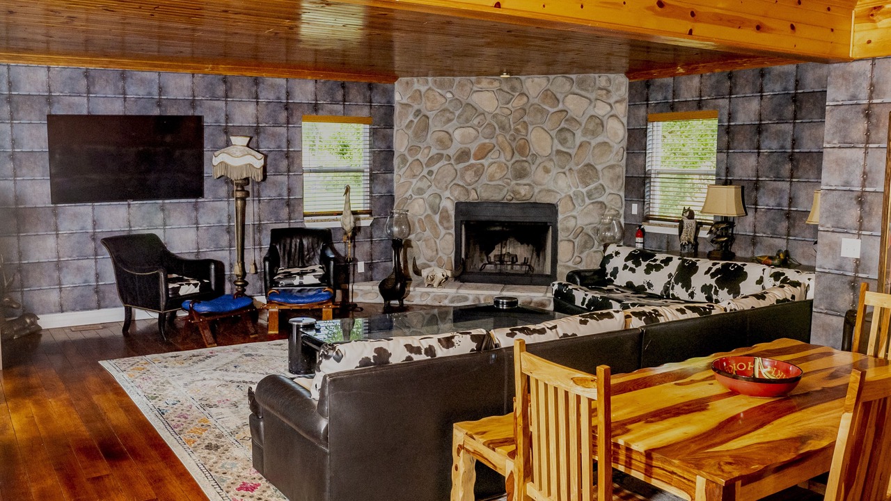Photo of Livingroom in Howell