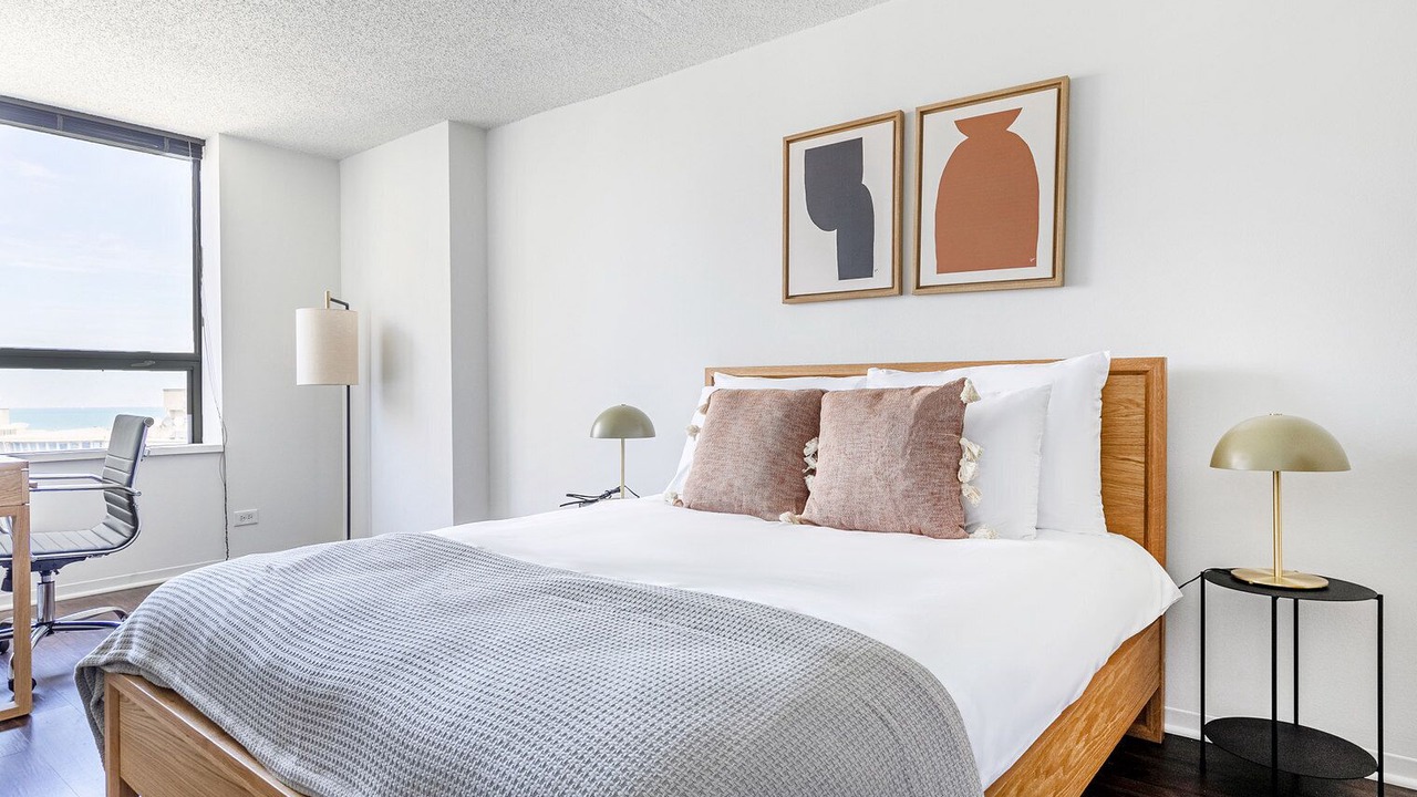 Photo of Bedroom in Streeterville