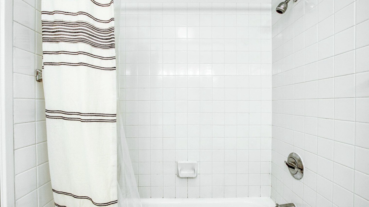 Photo of Bathroom in Streeterville