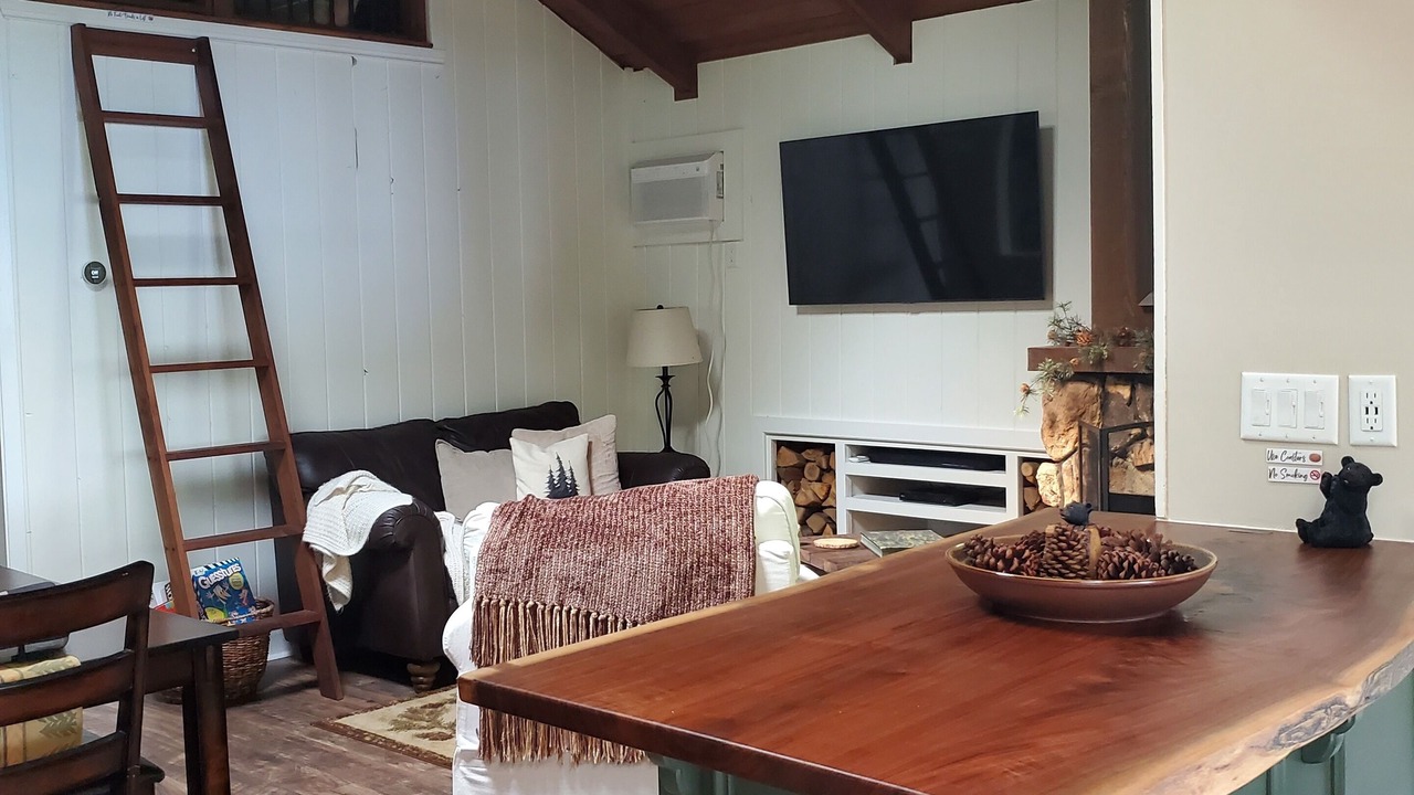 Photo of Bedroom in Townsend