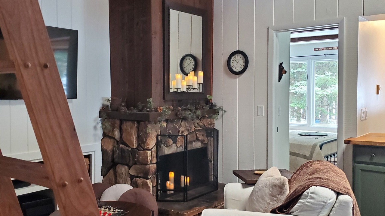 Photo of Bedroom in Townsend