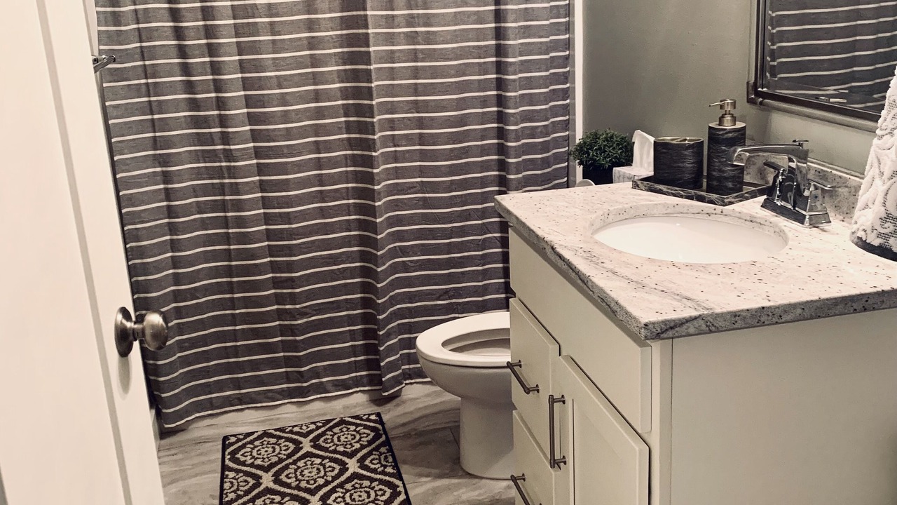 Photo of Bathroom in Arnolds Park