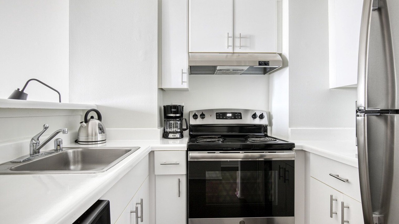 Photo of Kitchen in Streeterville