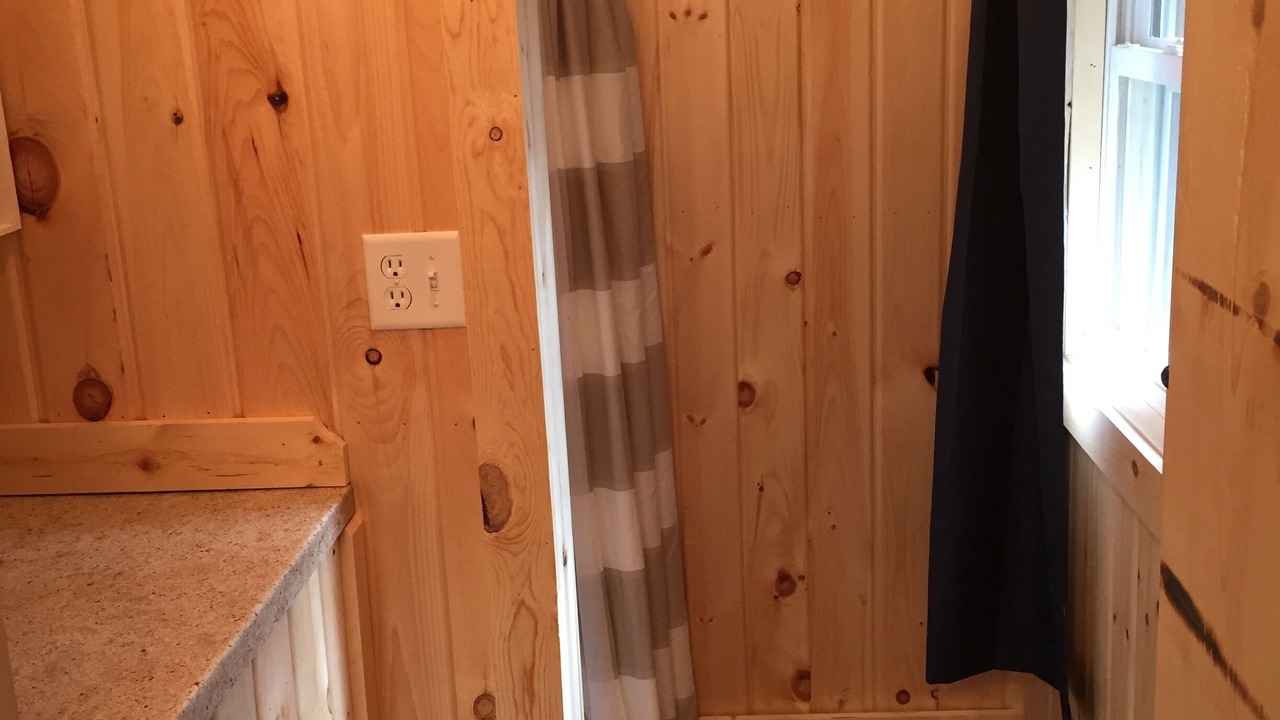 Photo of Bathroom in Grawn