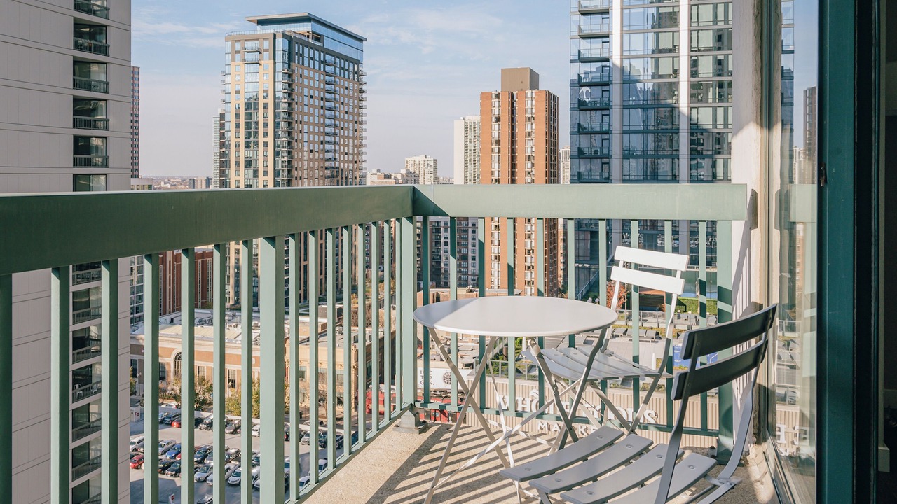 Photo of Patio Balcony in Near North Side