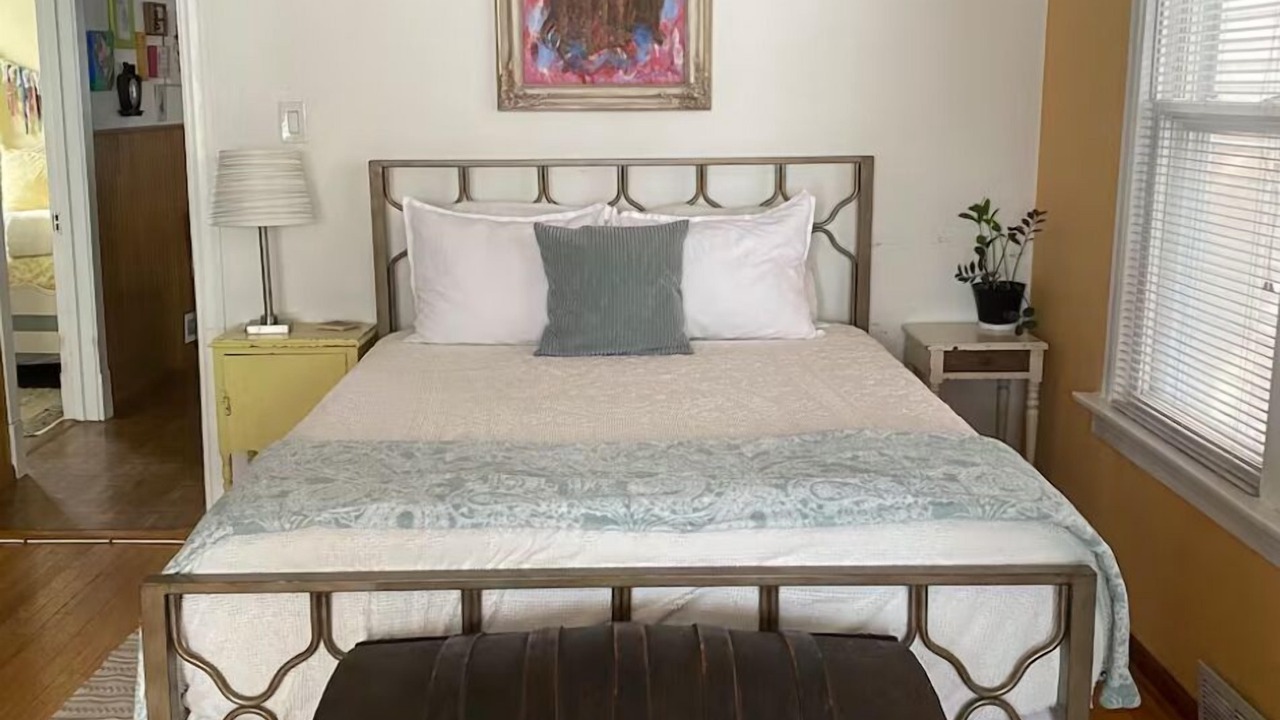 Photo of Bedroom in Irving Park