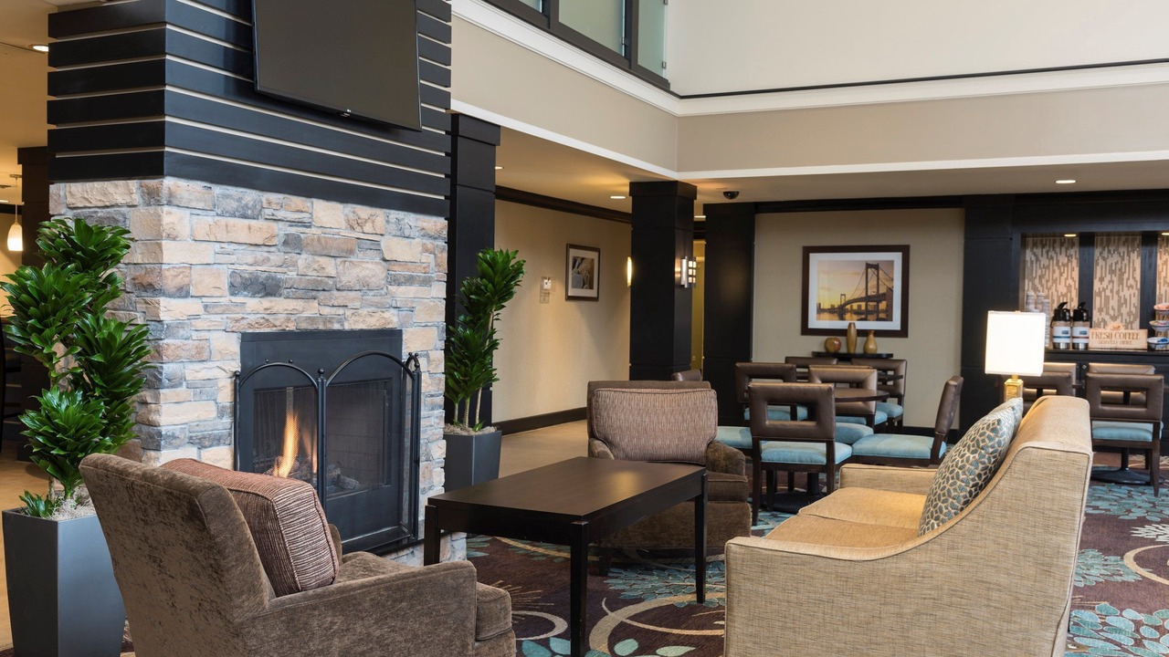 Photo of Livingroom in Oakbrook Terrace