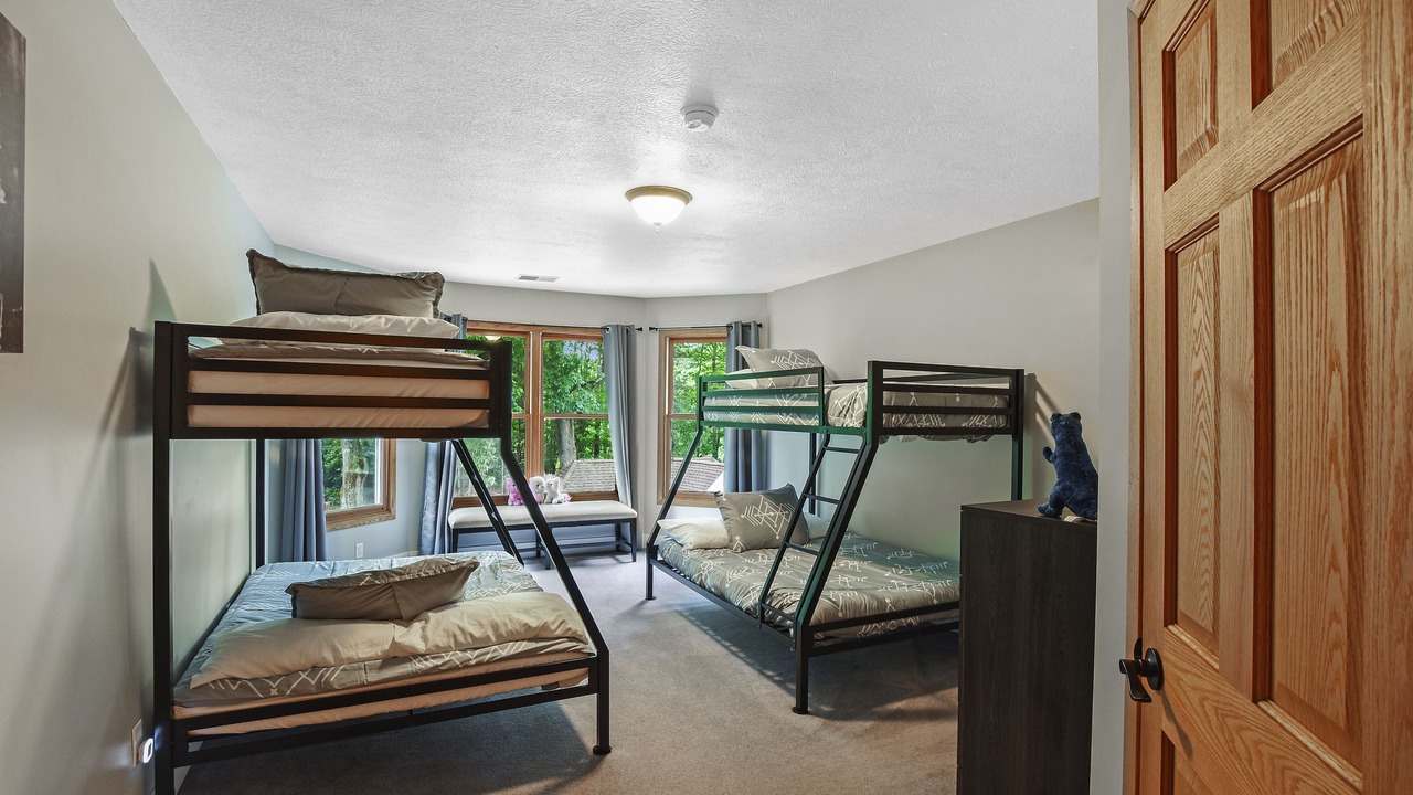 Photo of Bedroom in Battle Creek