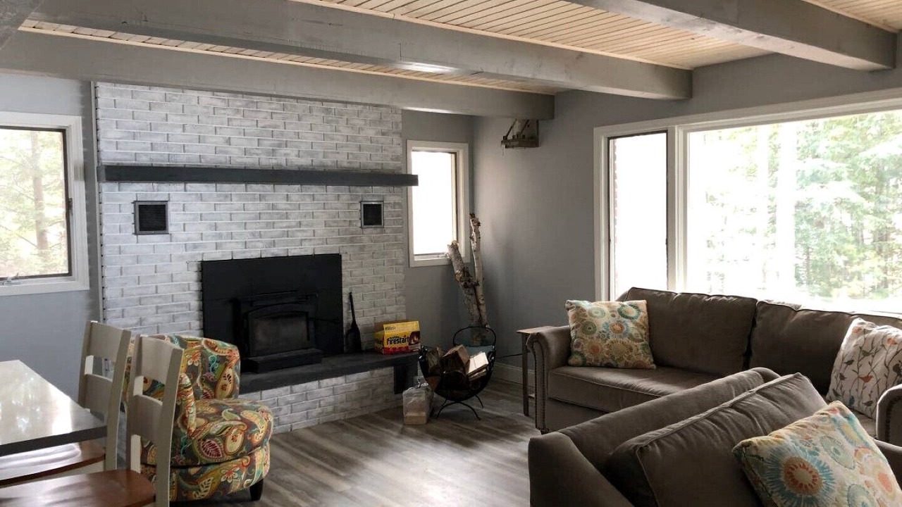 Photo of Livingroom in Interlochen