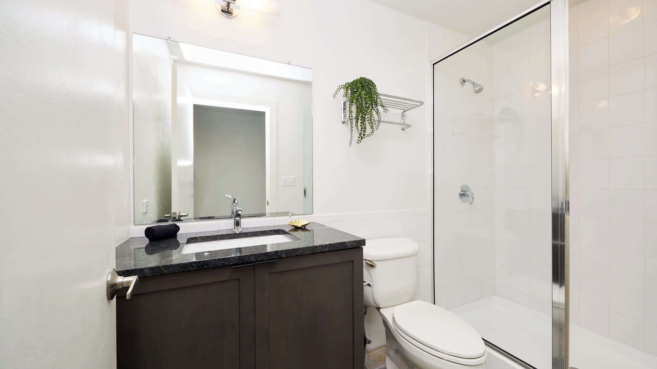Photo of Bathroom in West Loop