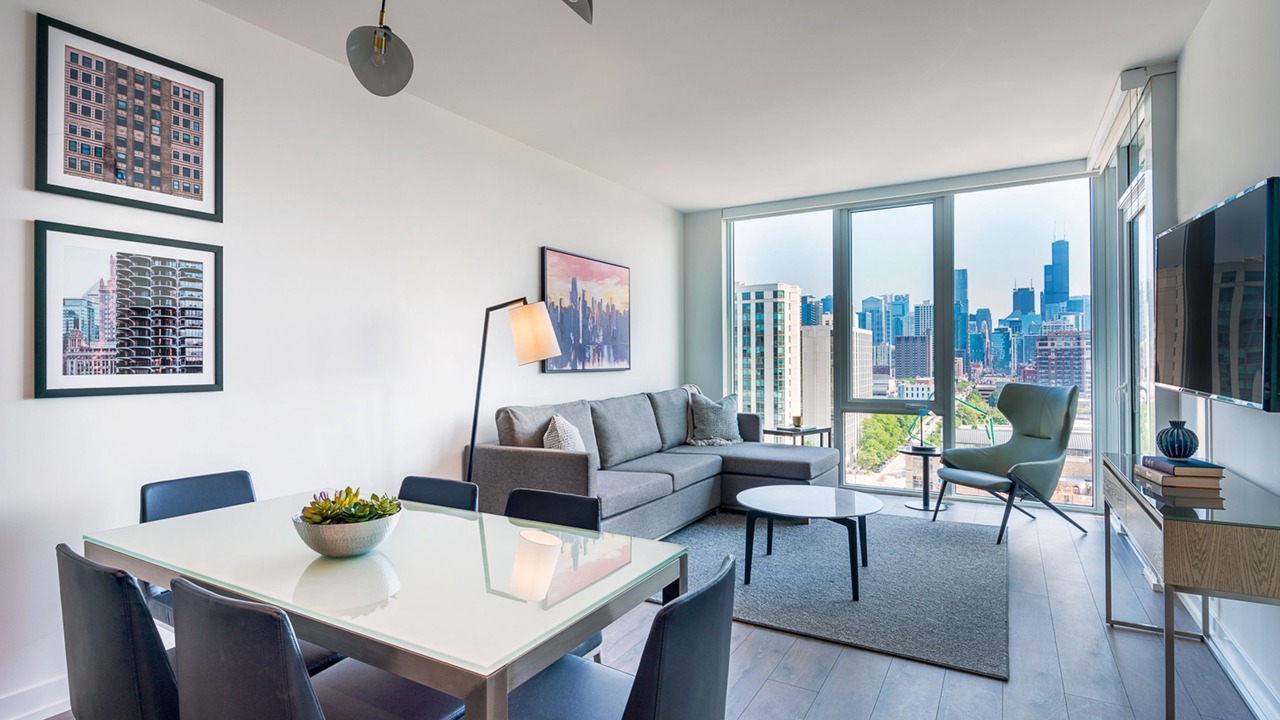 Photo of Livingroom in Near North Side