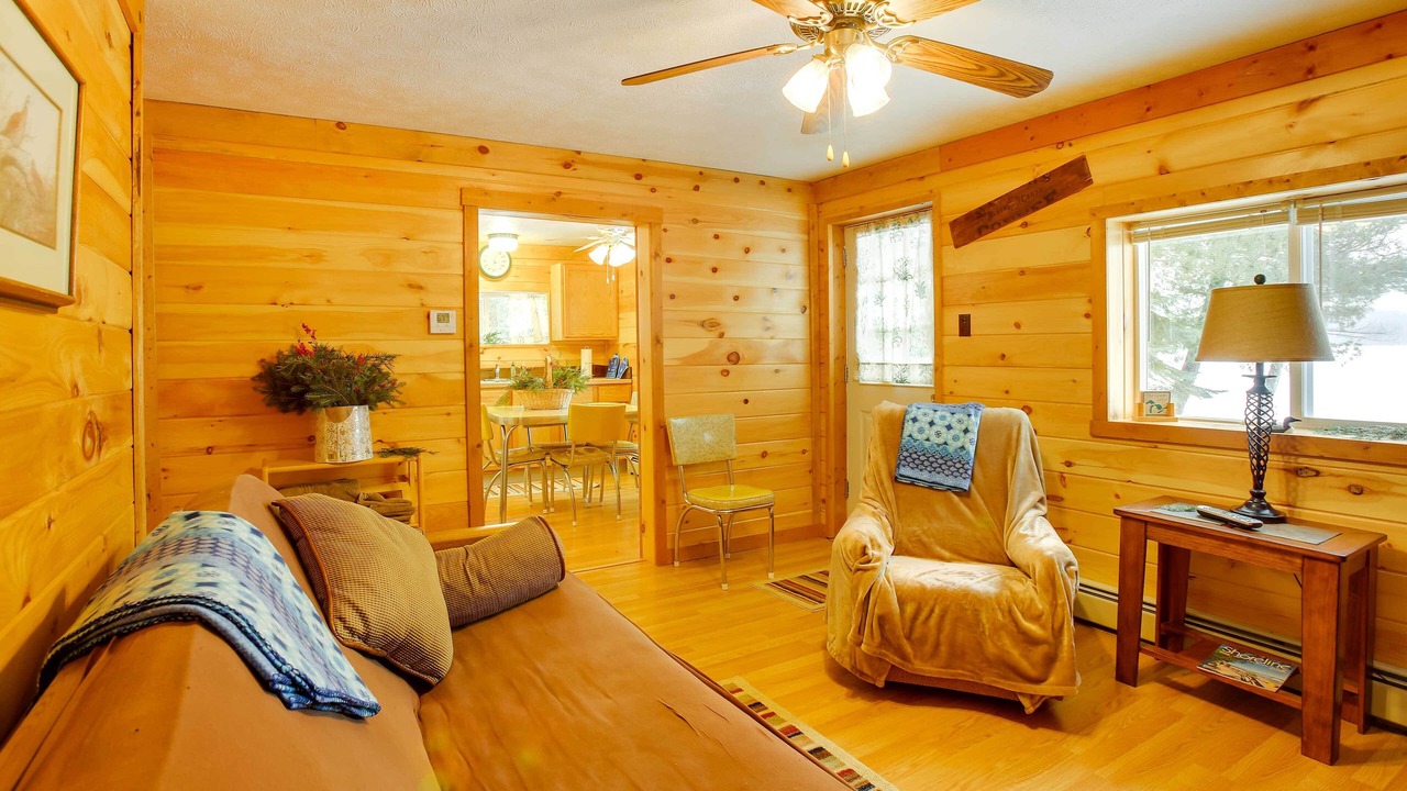 Photo of Livingroom in Interlochen