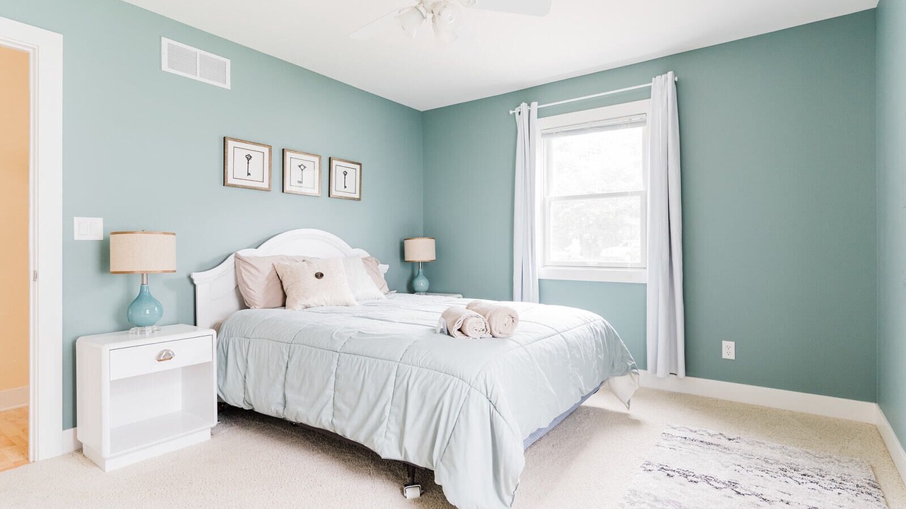 Photo of Bedroom in Allegan