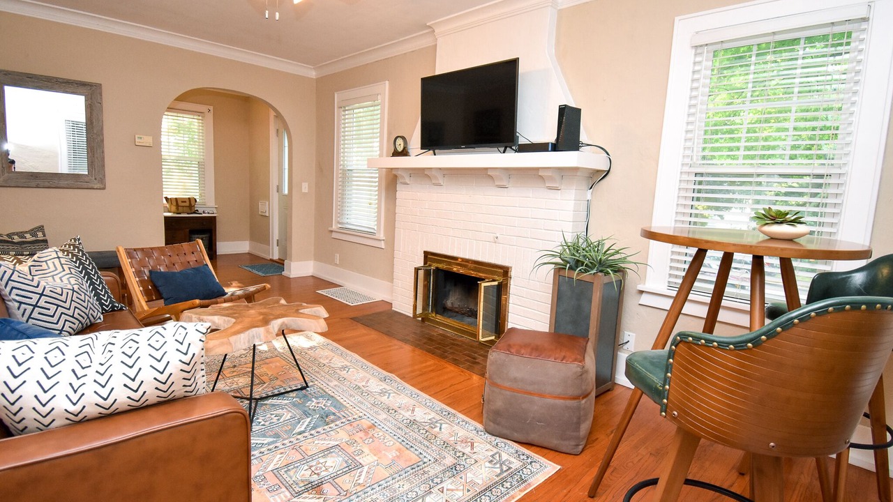 Photo of Livingroom in Peoria Heights