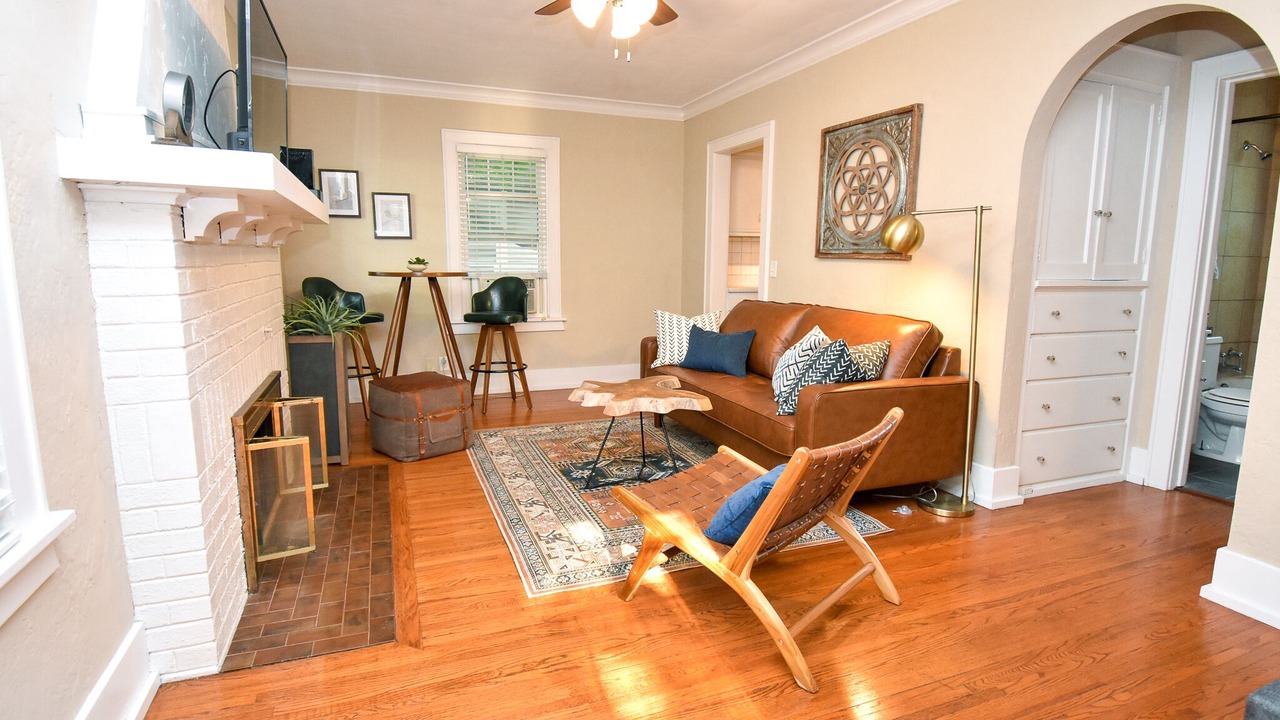 Photo of Livingroom in Peoria Heights