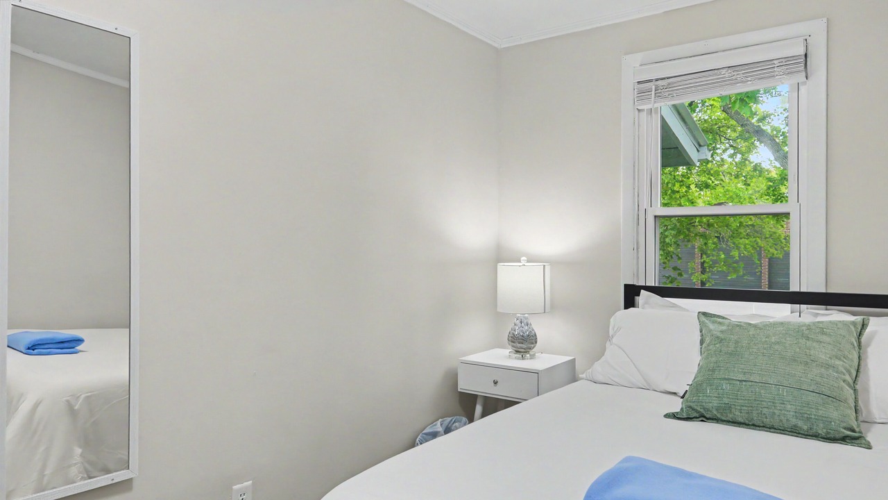 Photo of Bedroom in Libertyville
