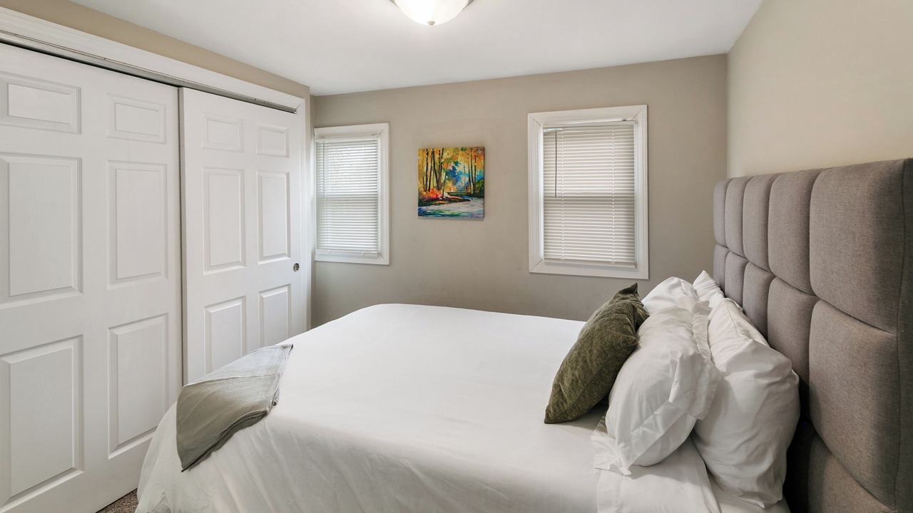 Photo of Bedroom in Libertyville