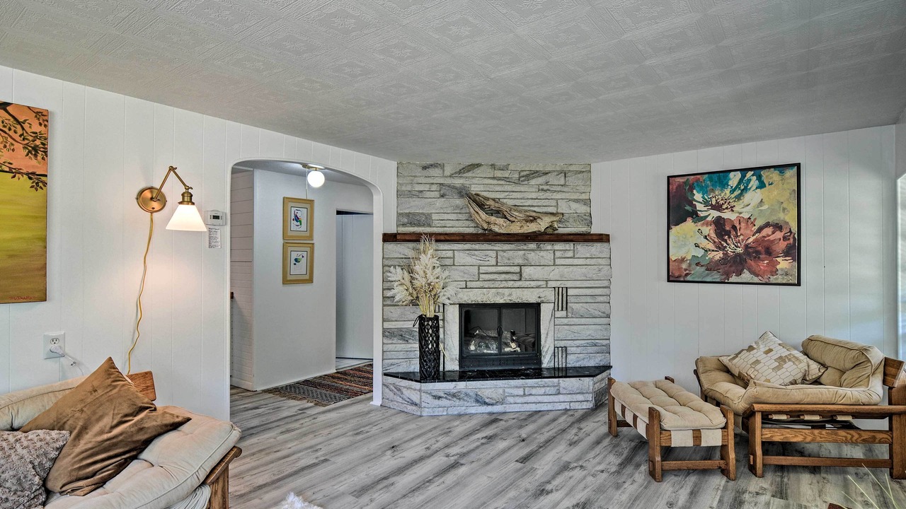Photo of Livingroom in Elk Rapids