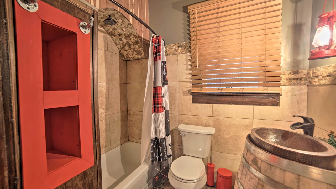 Photo of Bathroom in Sturgeon Bay