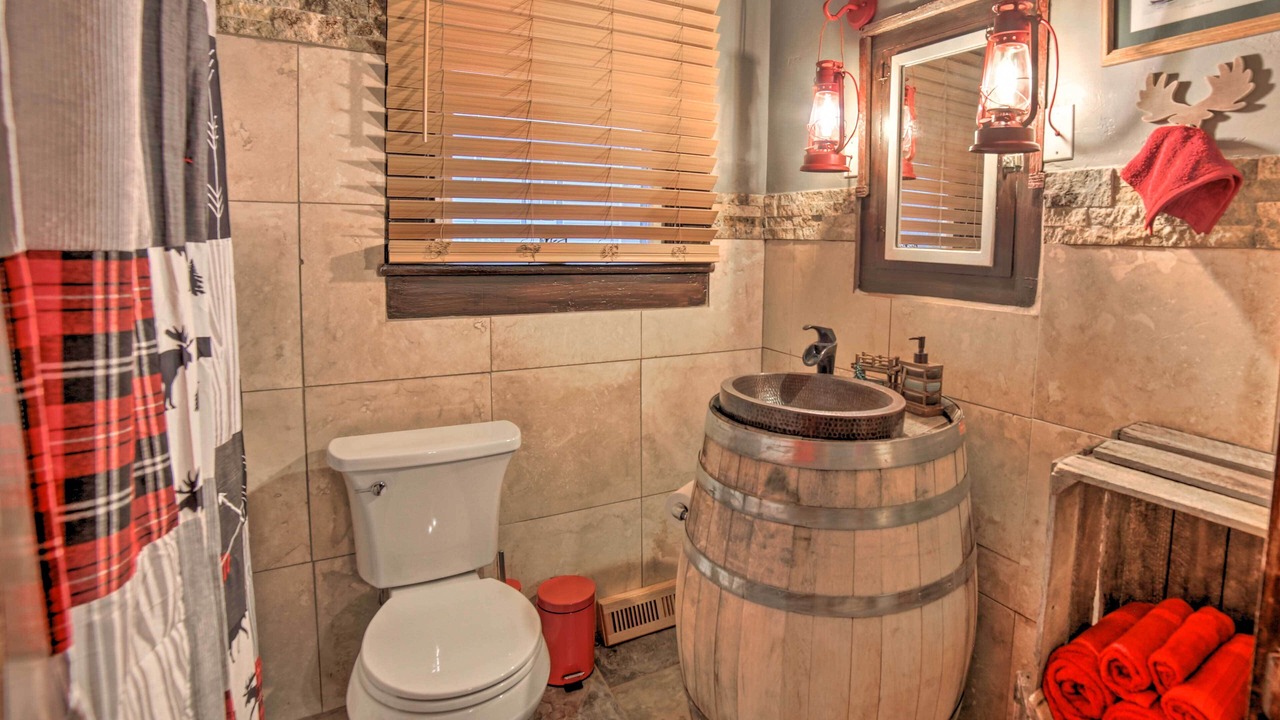Photo of Bathroom in Sturgeon Bay