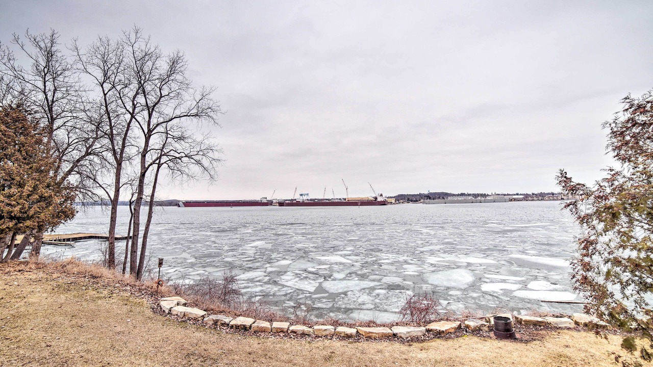 Photo of Others in Sturgeon Bay