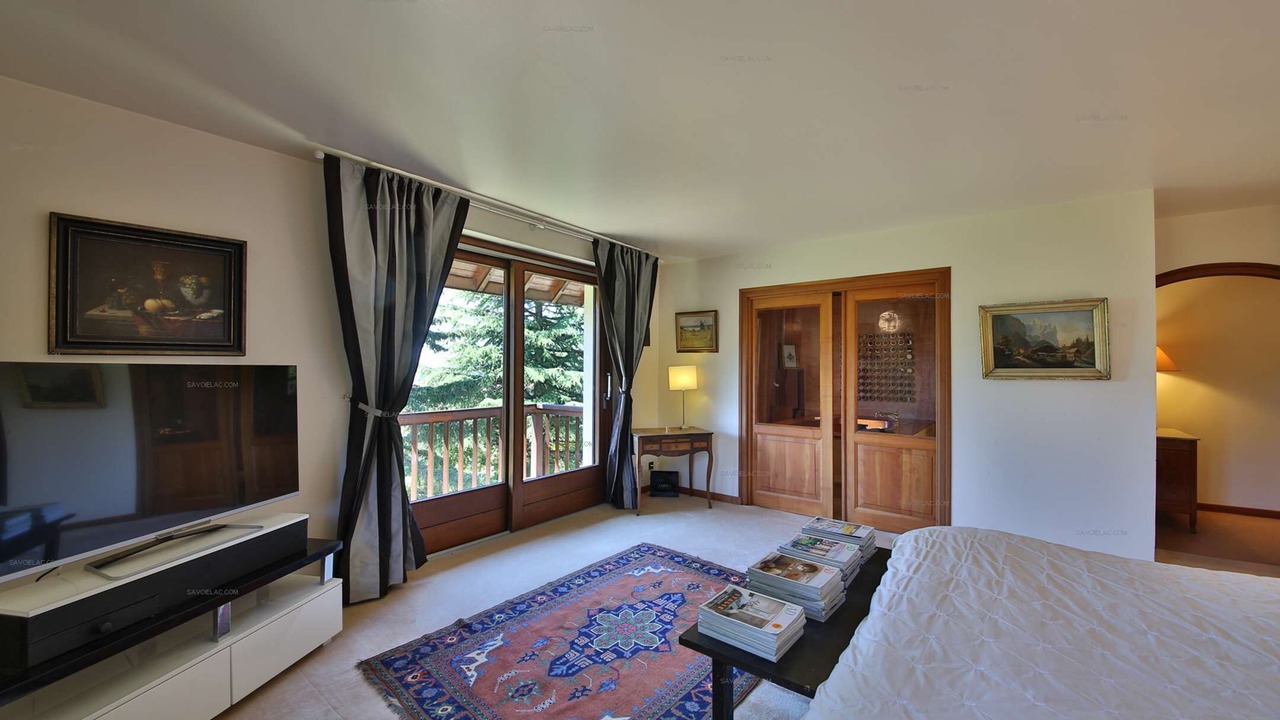 Photo of Bedroom in Menthon-Saint-Bernard