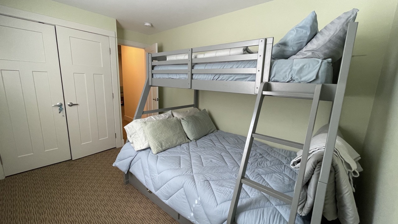 Photo of Bedroom in South Haven