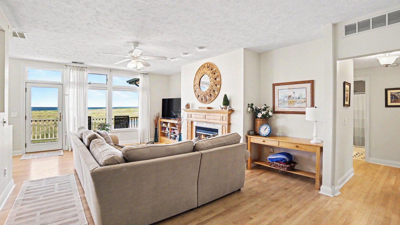 Photo of Livingroom in Manistee