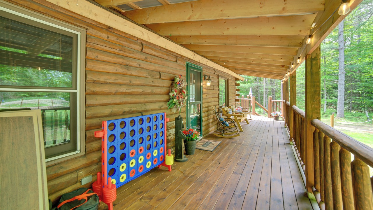 Photo of Patio Balcony in Steuben