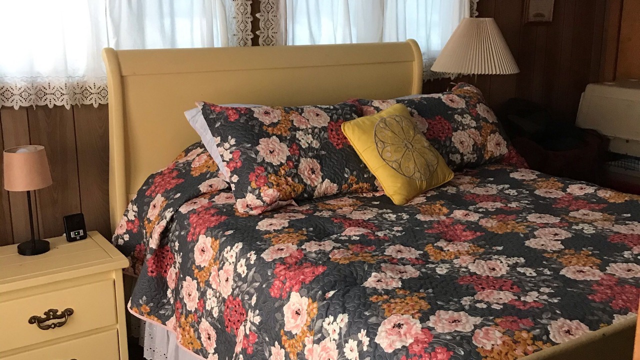 Photo of Bedroom in Irons