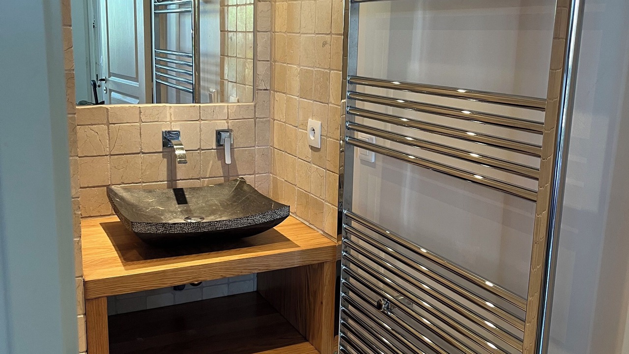 Photo of Bathroom in Locquirec