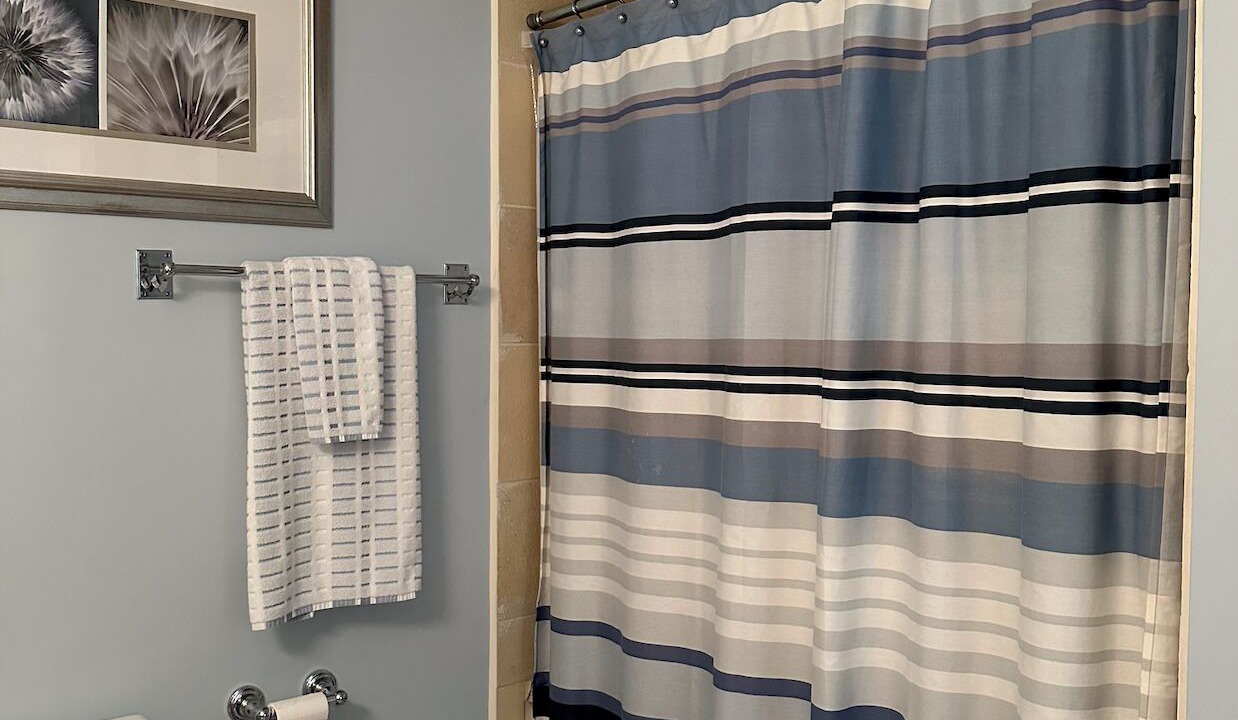 Photo of Bathroom in Lakeside