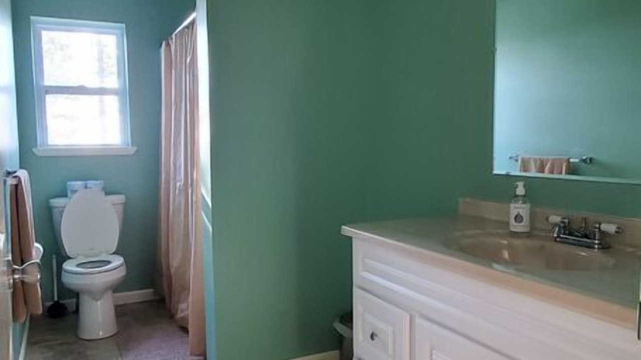 Photo of Bathroom in Manistique