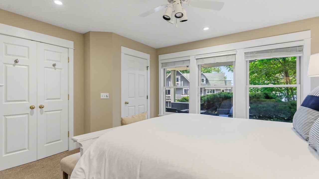 Photo of Bedroom in Macatawa