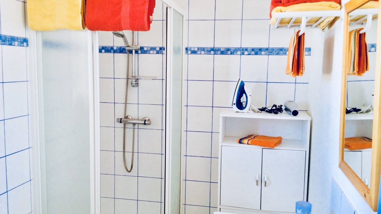 Photo of Bathroom in Barneville-Carteret