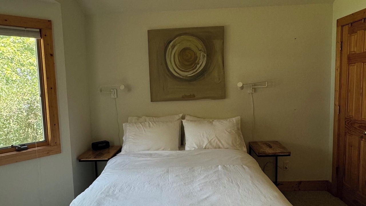 Photo of Bedroom in Woodland
