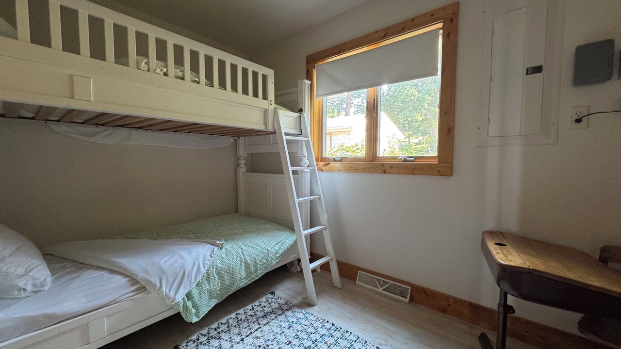 Photo of Bedroom in Woodland