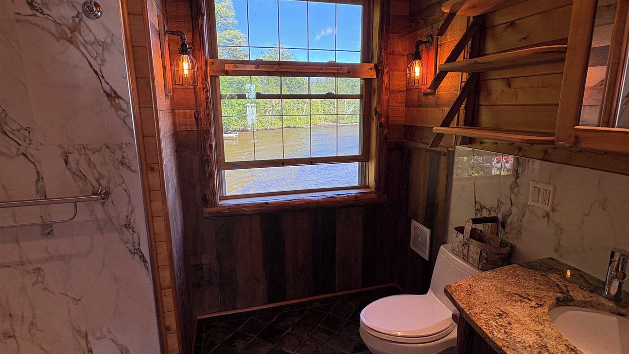 Photo of Bathroom in Mohawk
