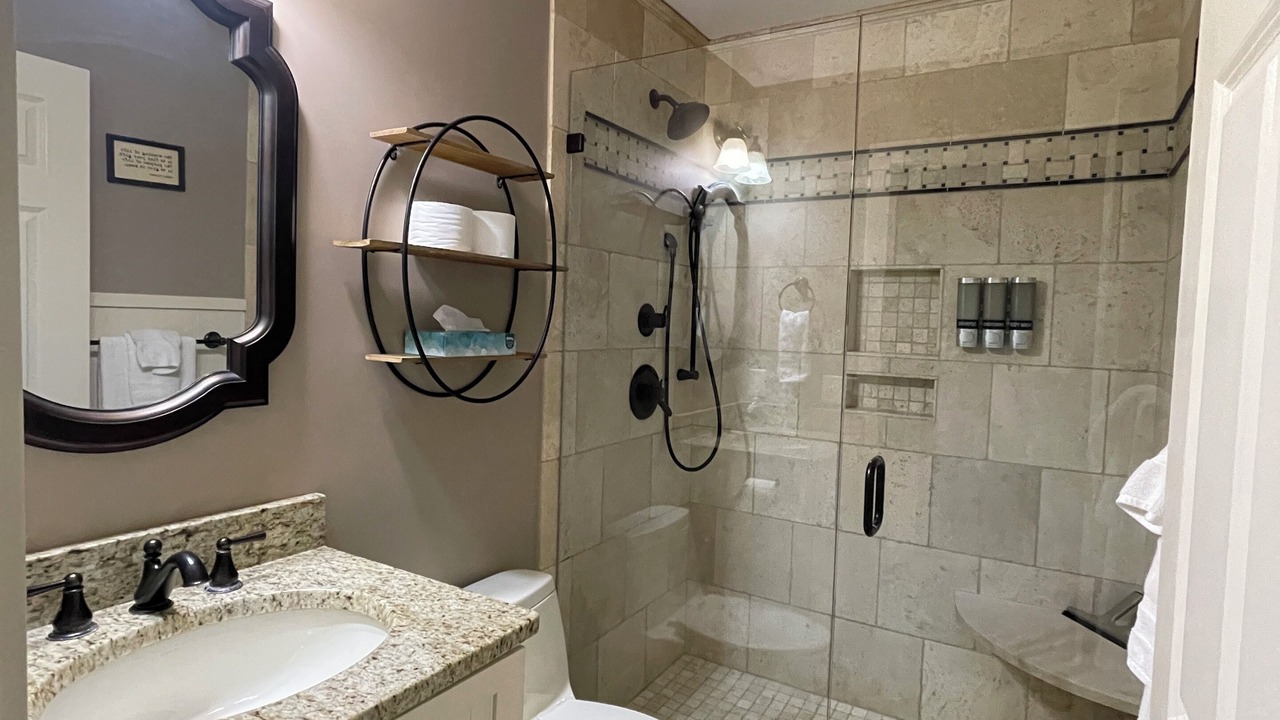 Photo of Bathroom in Glen Arbor