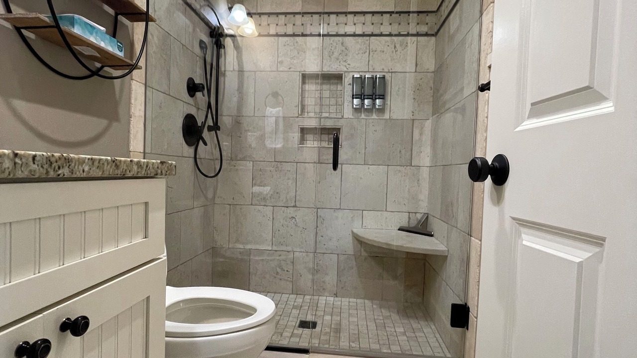 Photo of Bathroom in Glen Arbor